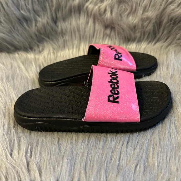 Reebok Slides Girls Size 13 Pink Black‎ Sparkly Glitter Slip On Sandals Shoes - Picture 3 of 7